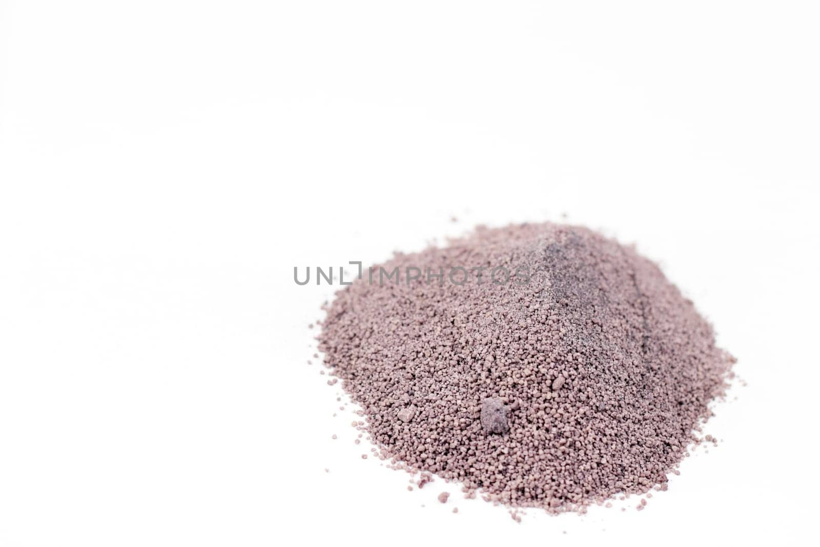 Dried violet purple extract mix of berries and similar.