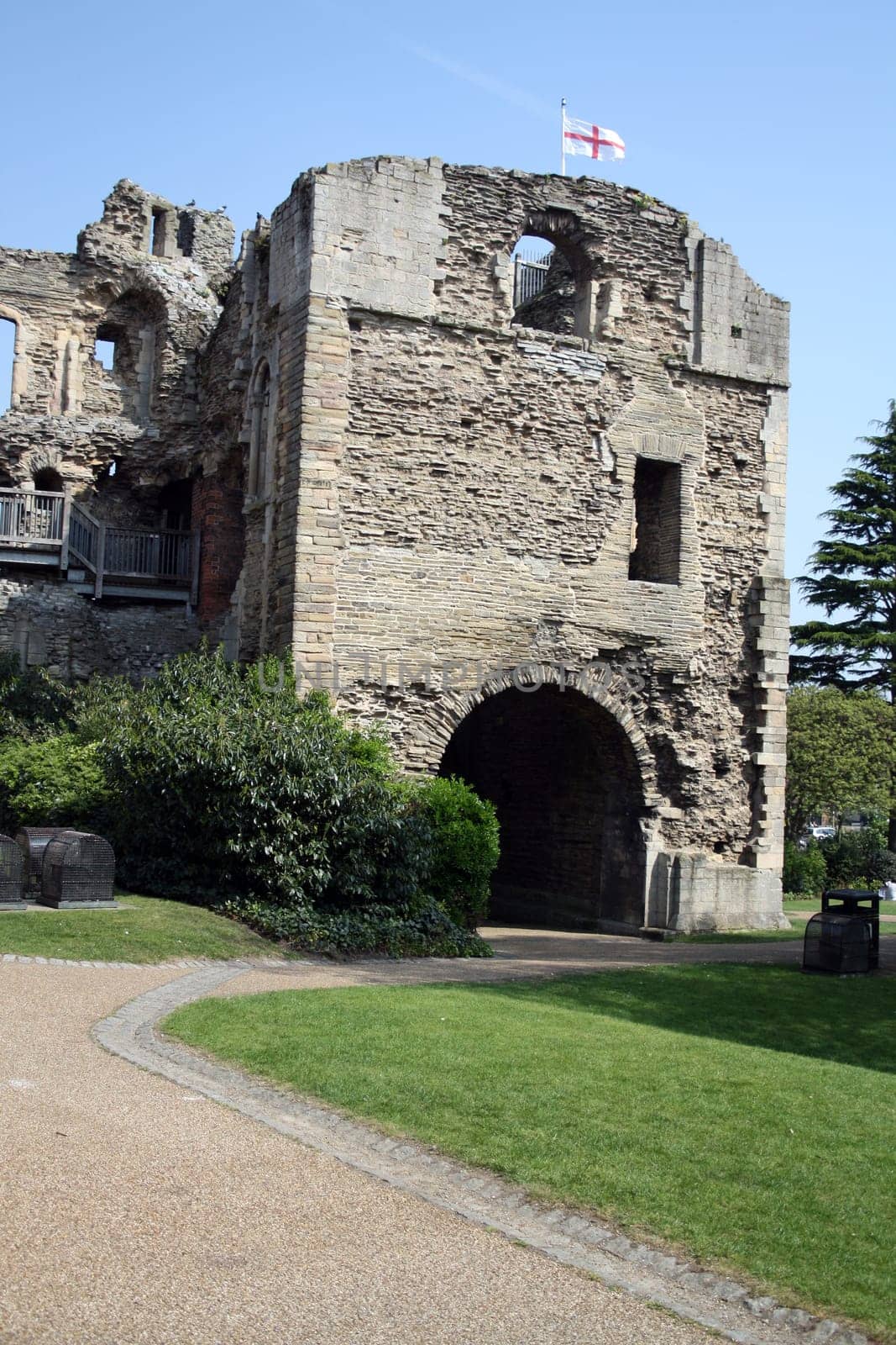 the beautiful castle at newark england