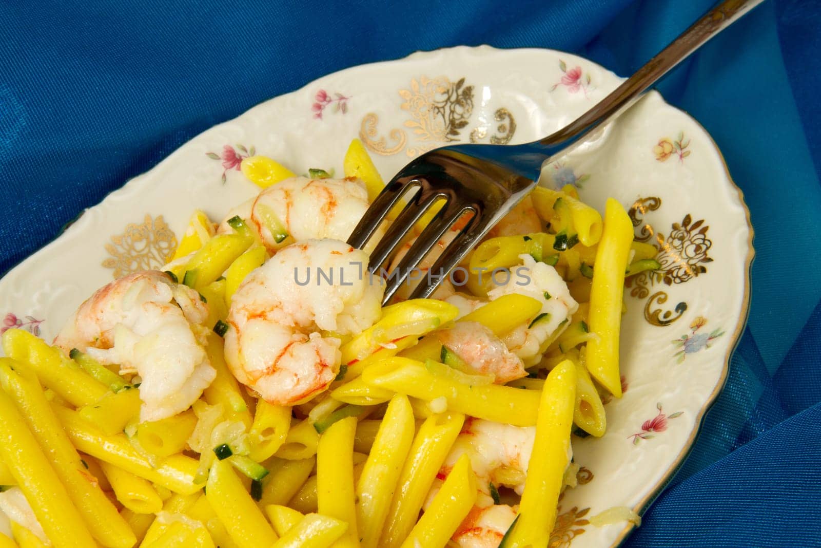 italian pasta with saffron and shrimp