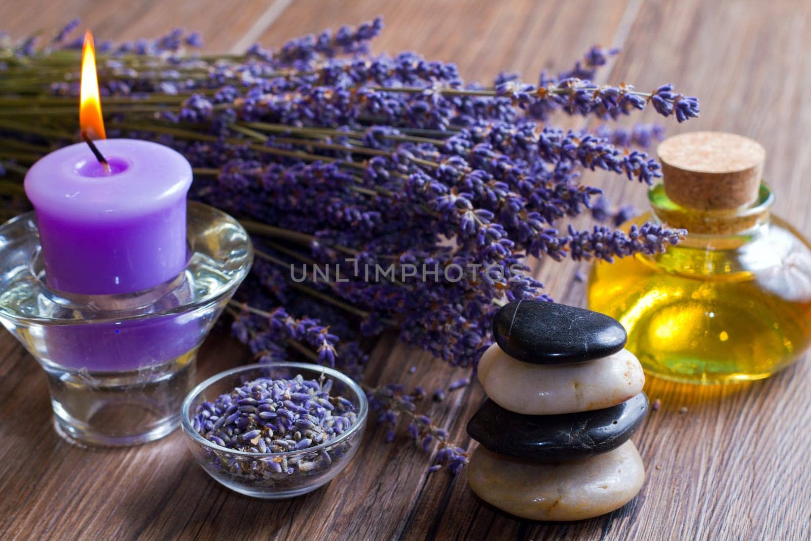Spa stones - lavender aromatherapy