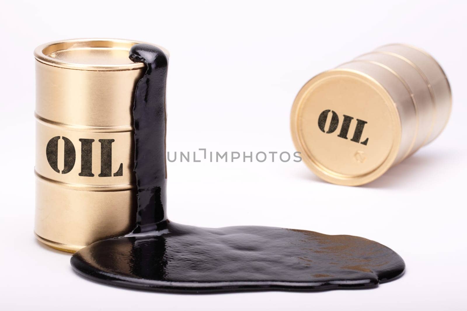 Oil barrel gold 2