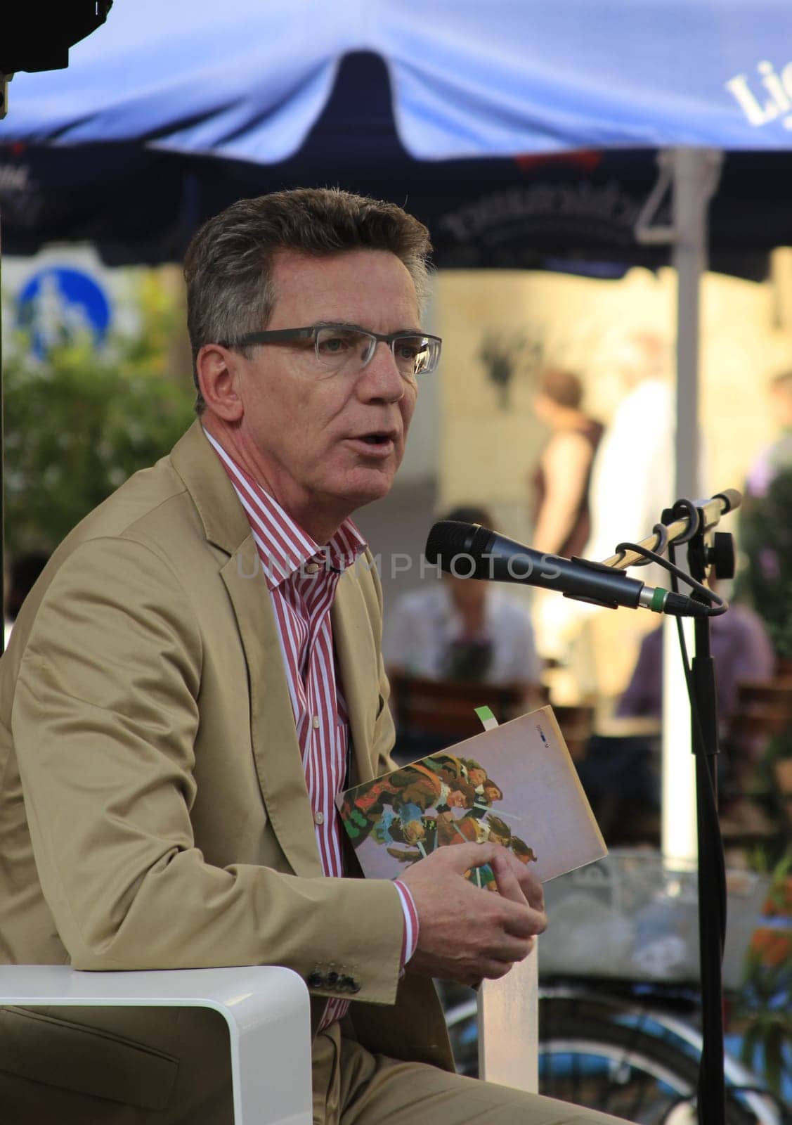 Federal Minister of Defence Thomas de Maizière reads from Alexandre Dumas' "Three Musketeers"" at the Meissen Literature Days 2011"