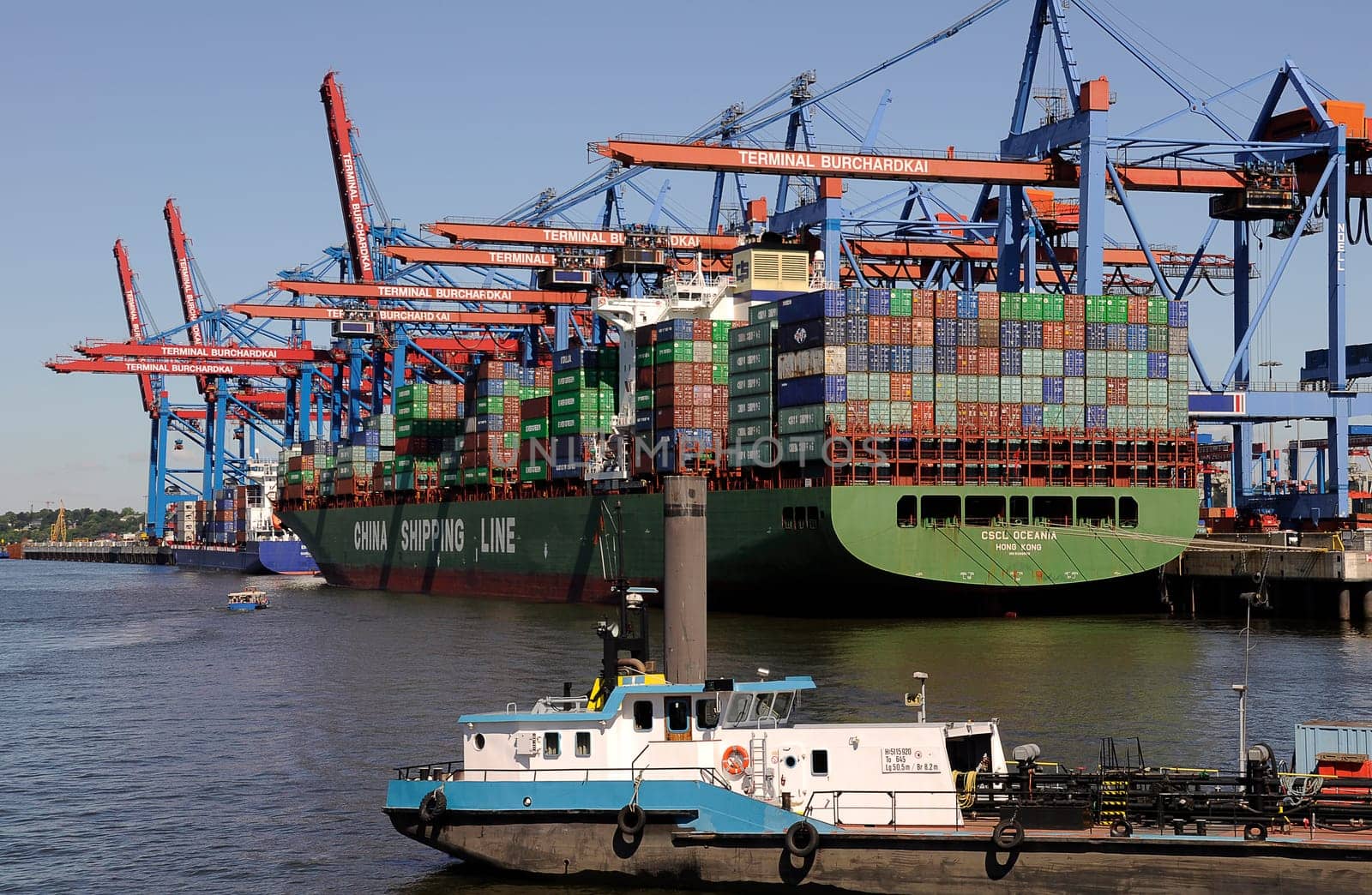 Container ship