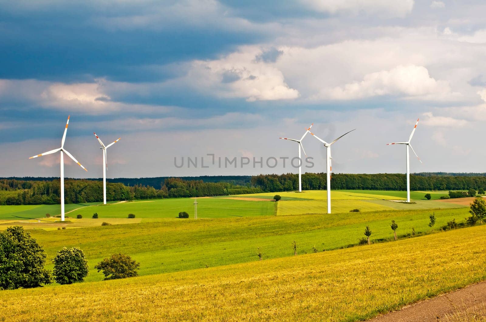 Wind turbines in the Swabian Alb