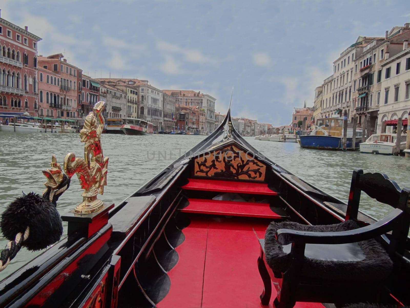 gondola&#039 s nose on grand canal in Venice