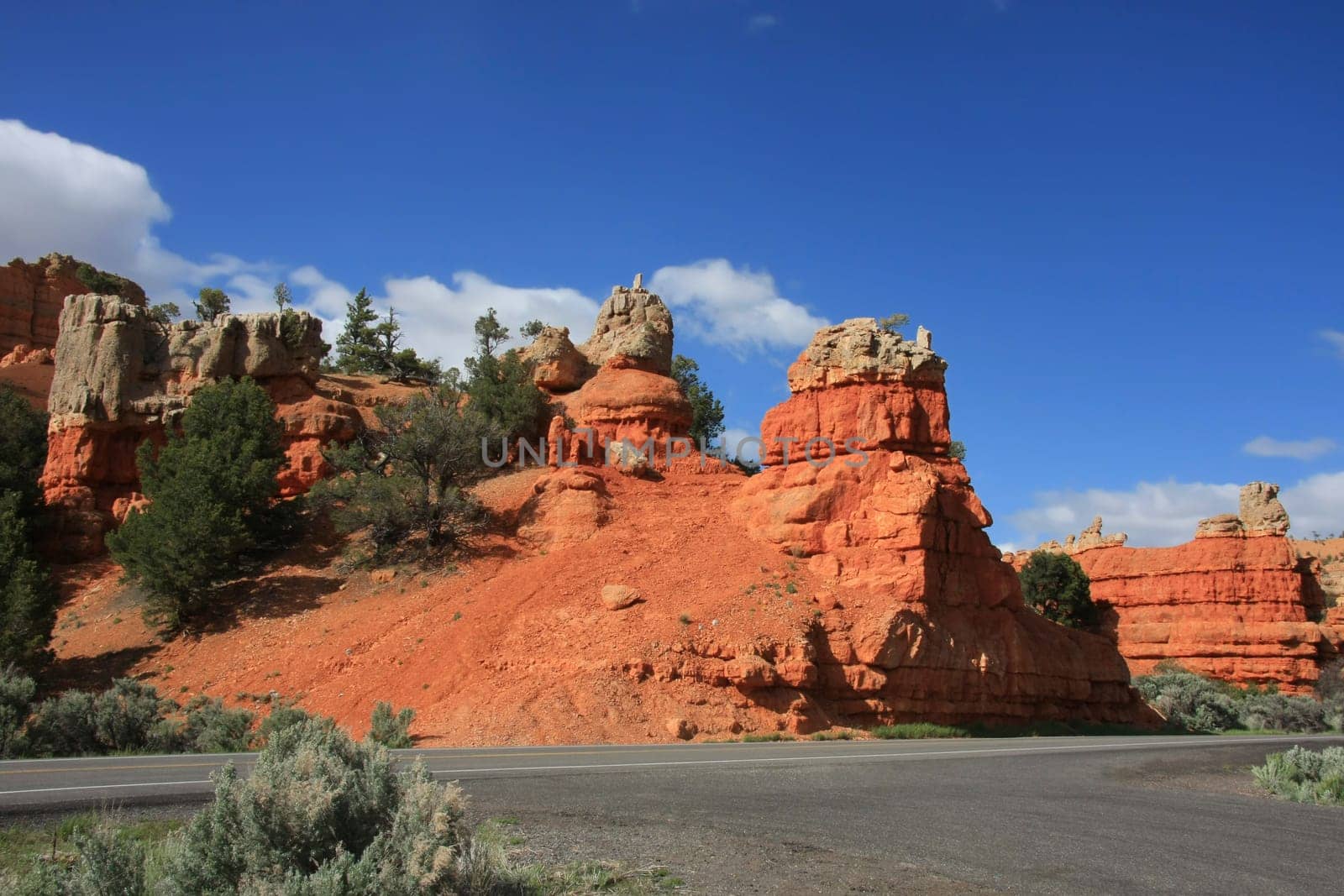 Roads and trails in Red Canyon
