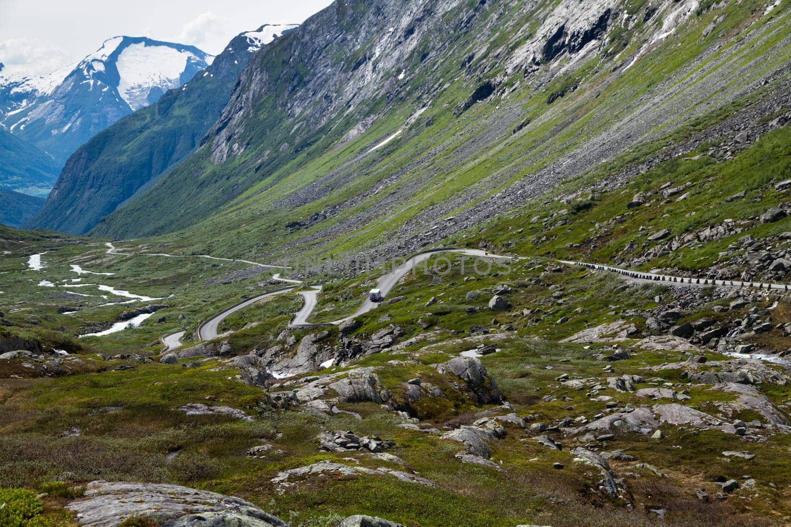 Serpentines in Norway's mountains