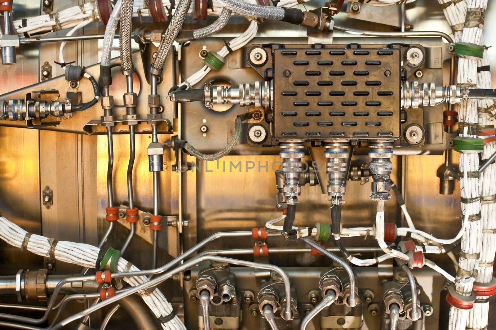 jet engine wiring and hydraulics as used in the aviation industry