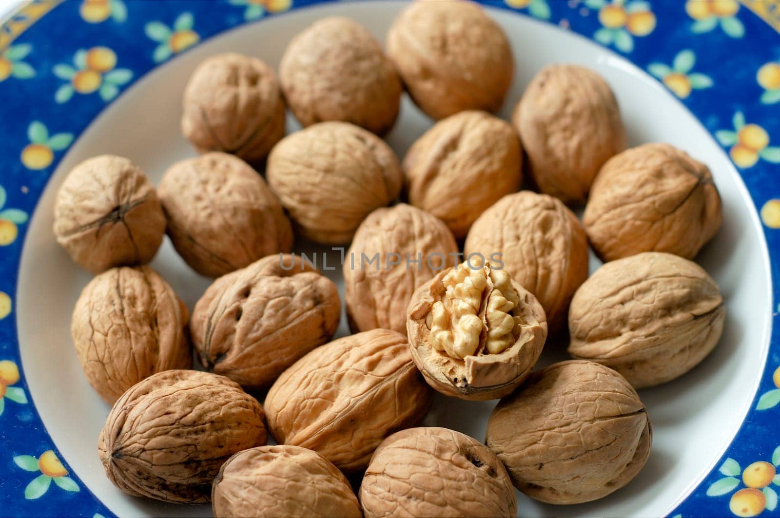 Cry walnuts on a plate