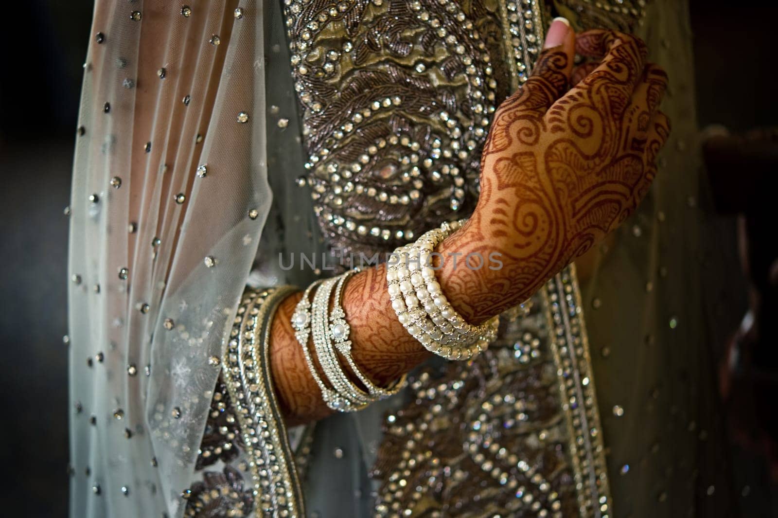 Image of henna on an Indian bride beautifully dressed
