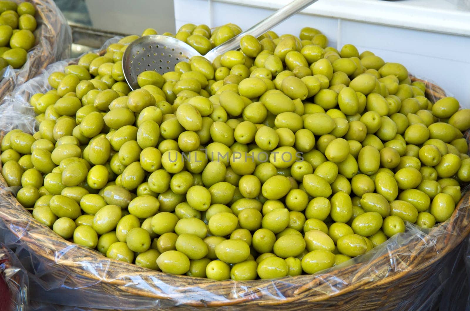 mixed olives in market