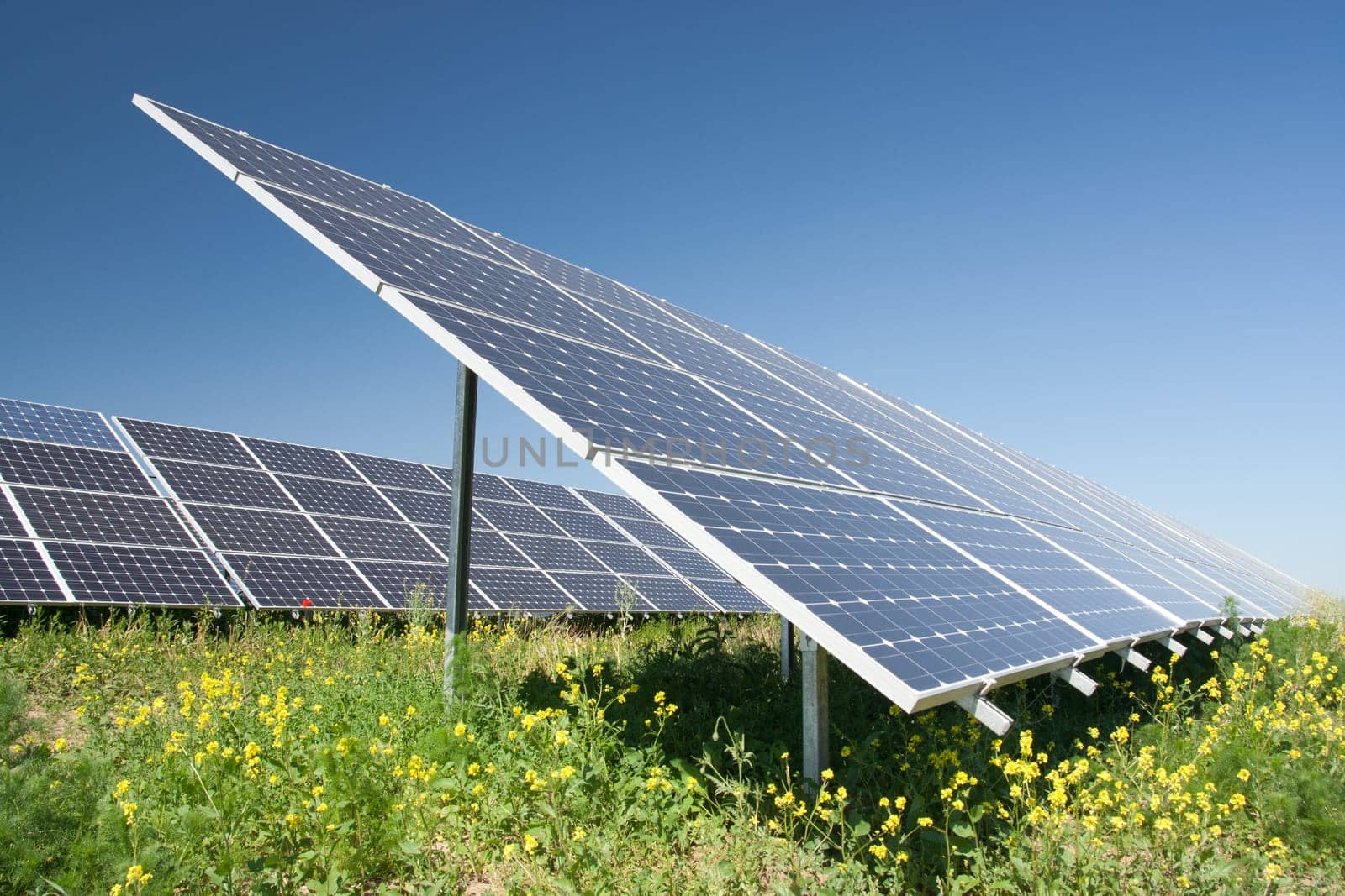 Solar power station - alternative energy