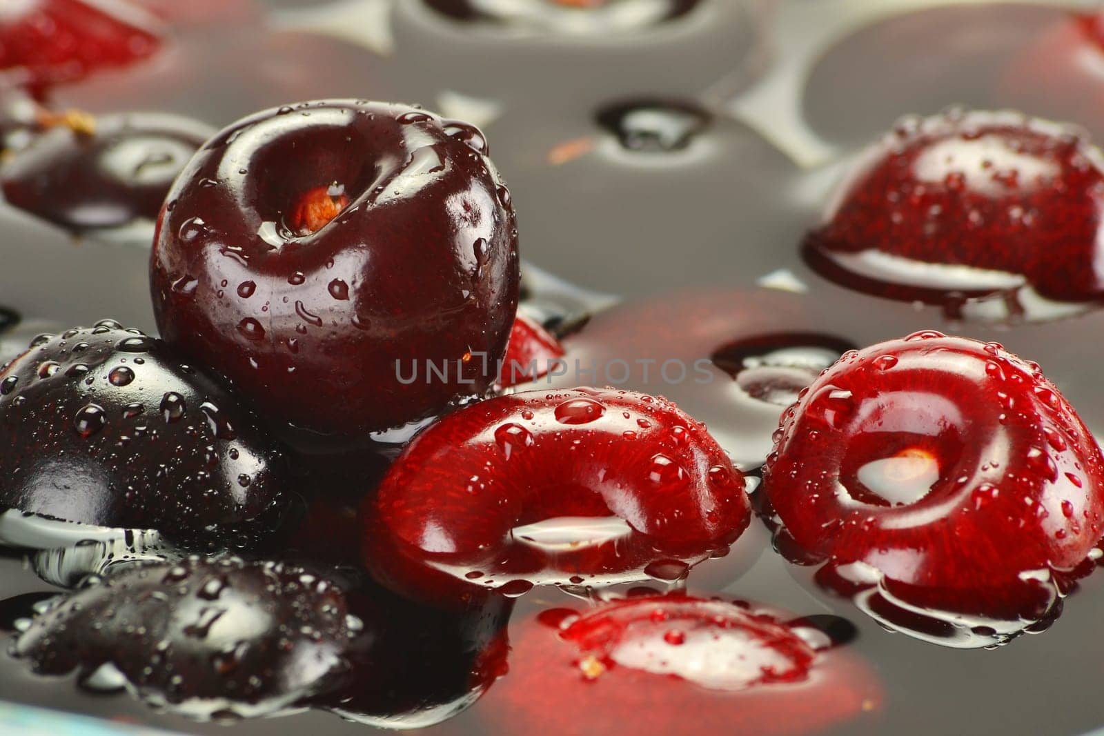 Composition with fresh cherries