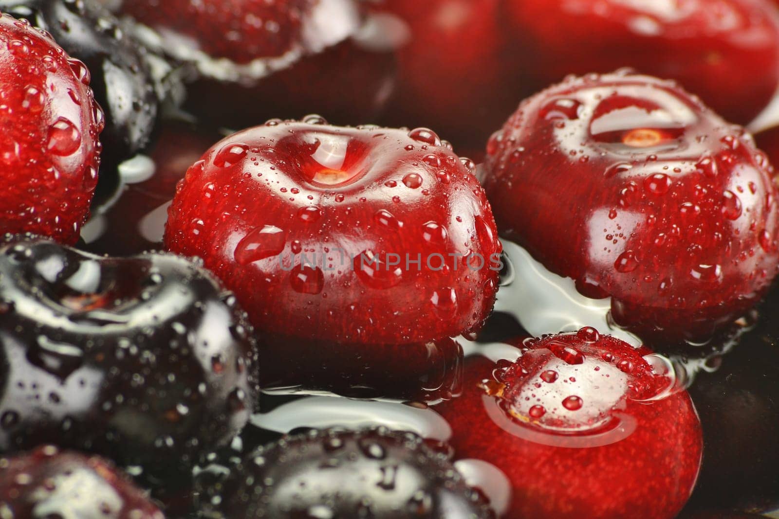 Composition with fresh cherries