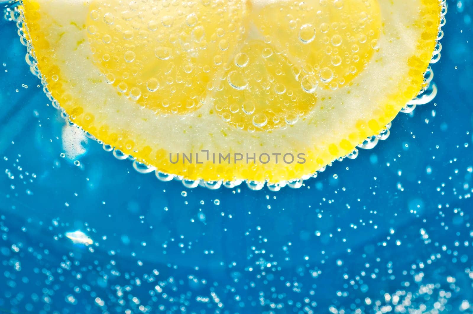 Lemon in mineral water