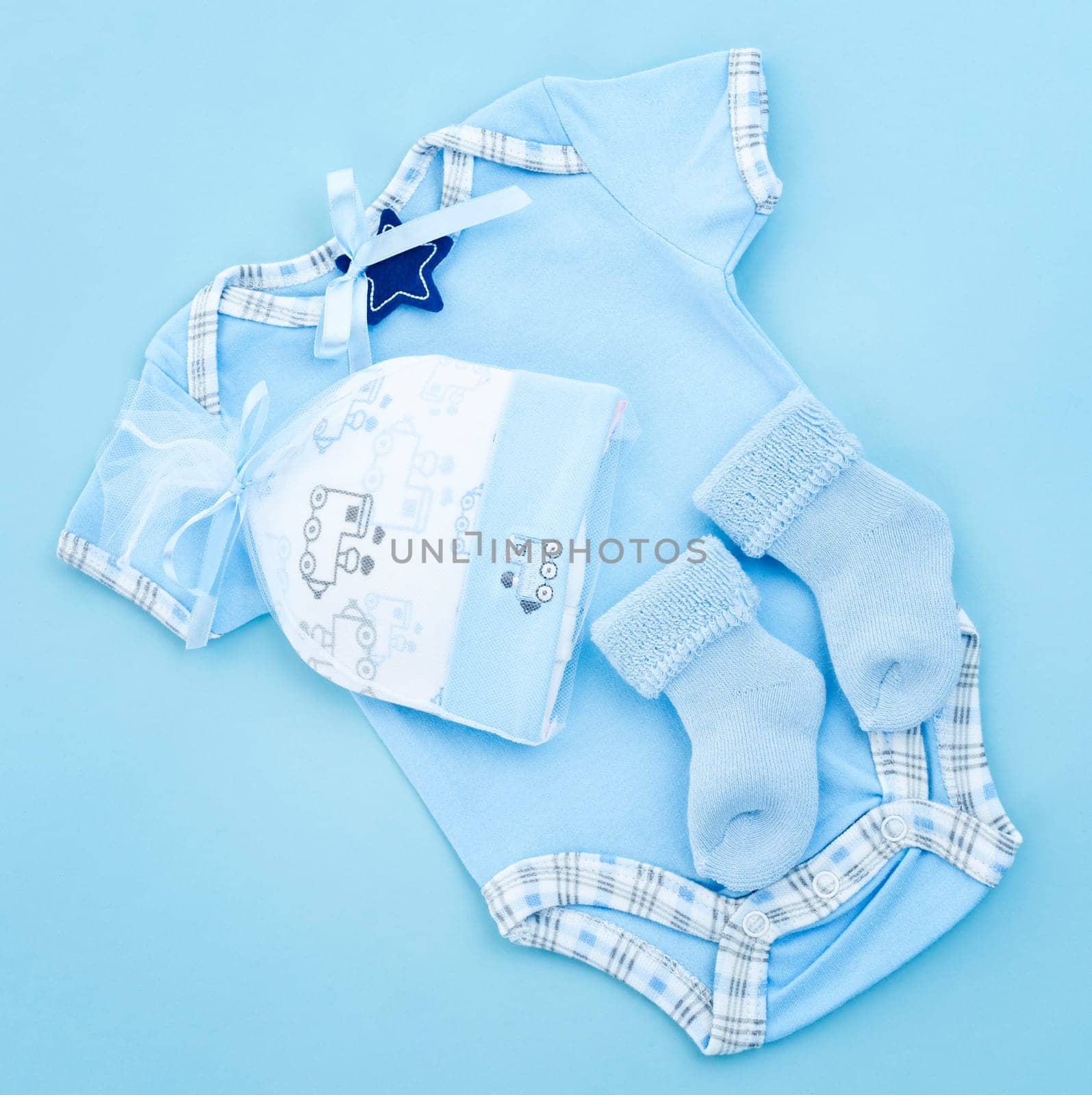 Blue infant boy clothing for baby shower