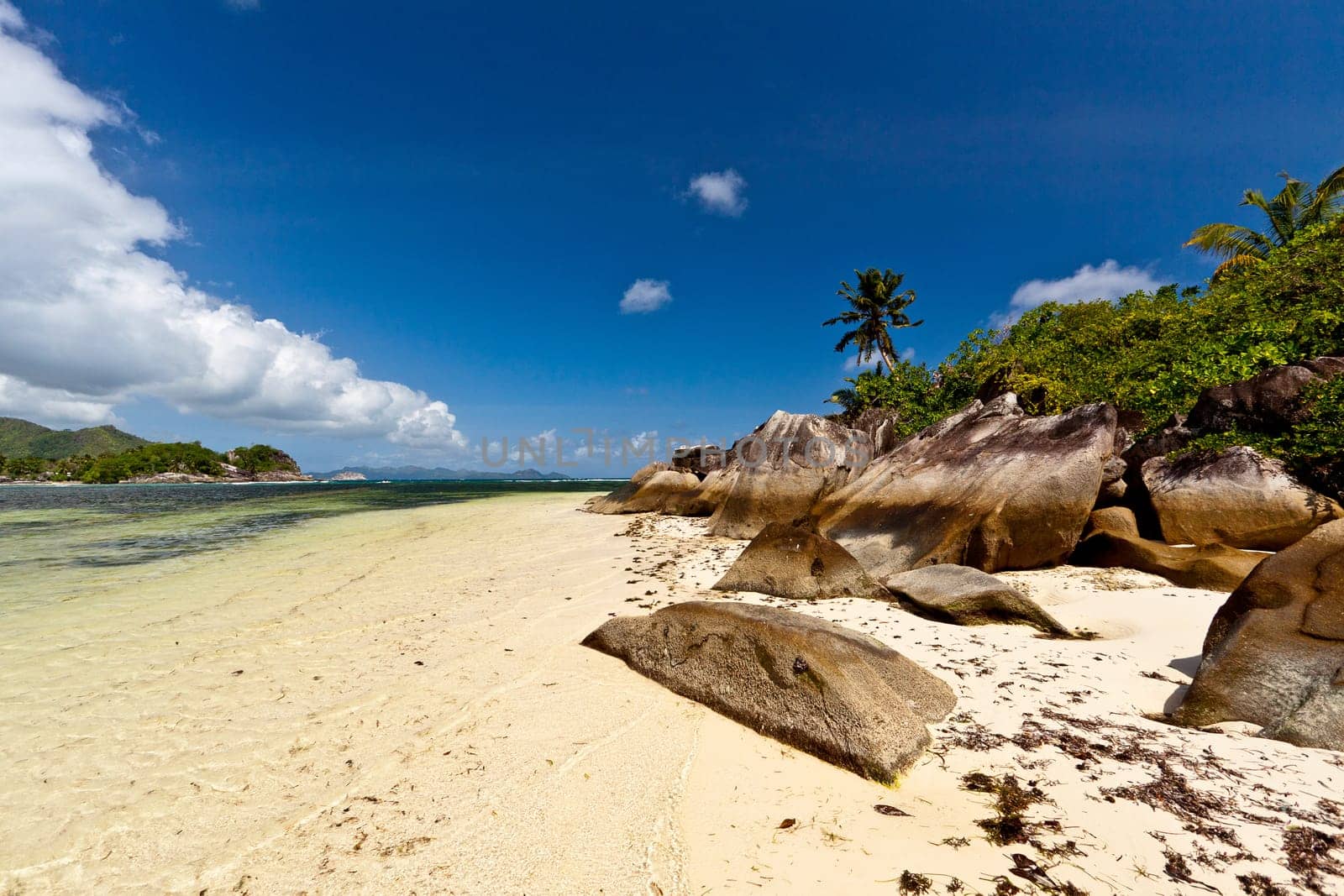 South Beach Port Glaud
