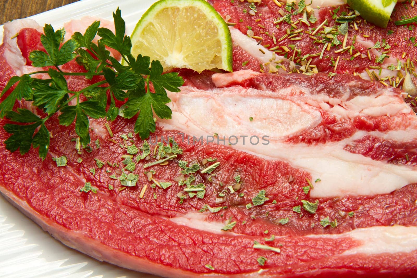Meat, raw beef
