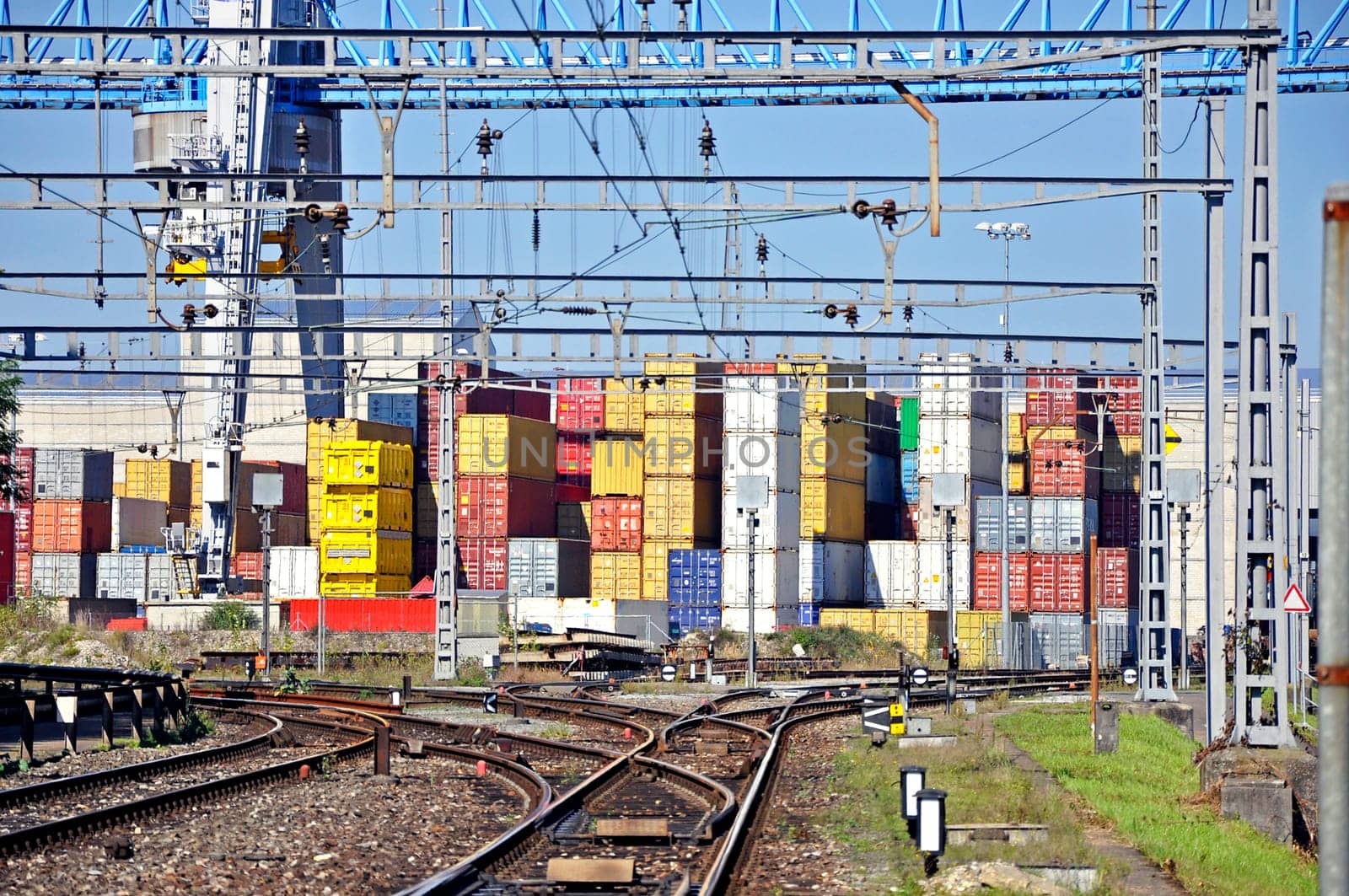 Goods handling