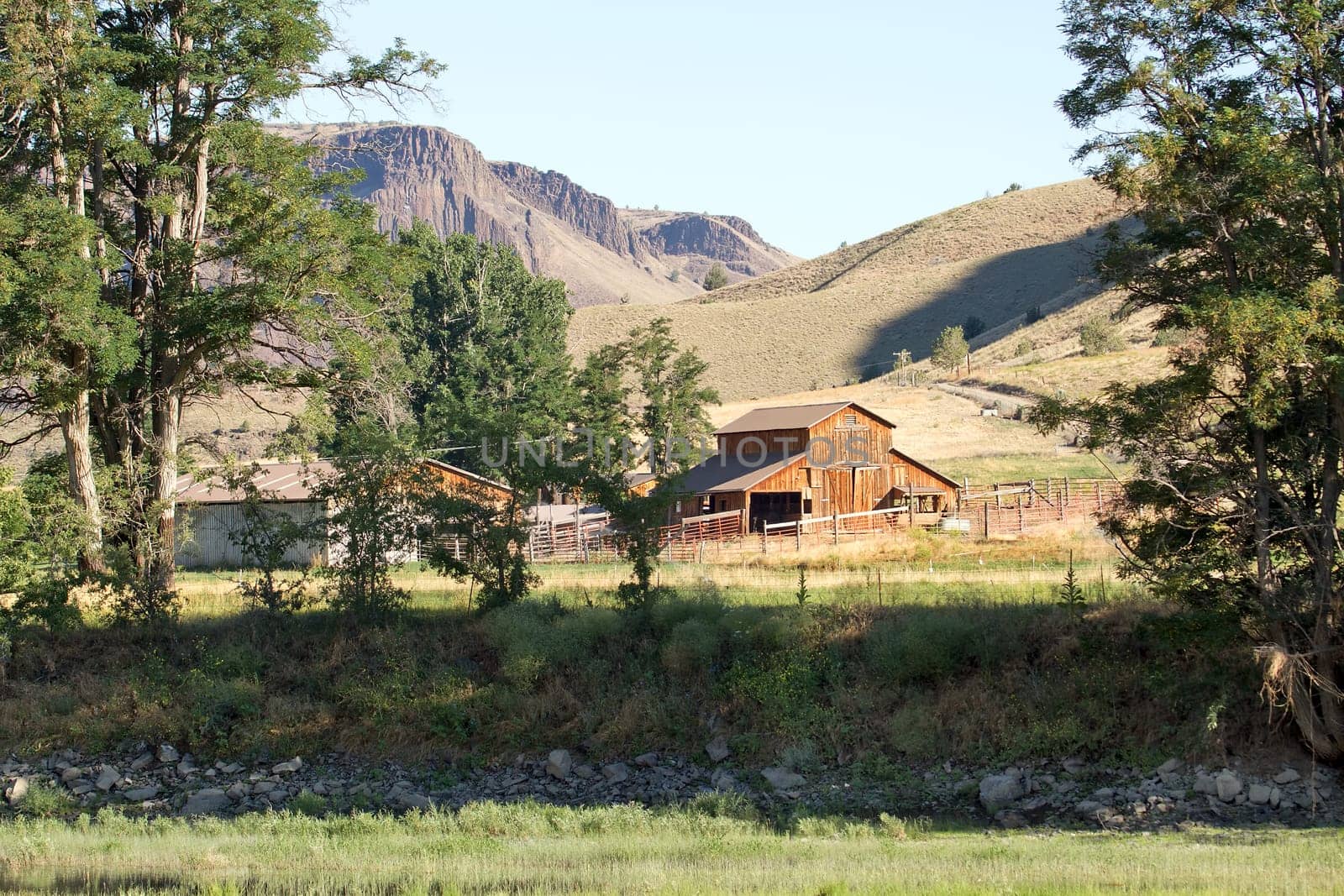 Barn on Farmland Along John Day River in Central Oregon