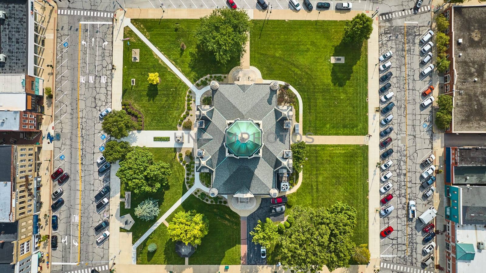 Image of Downtown square straight down aerial shot of Columbia City Courthouse