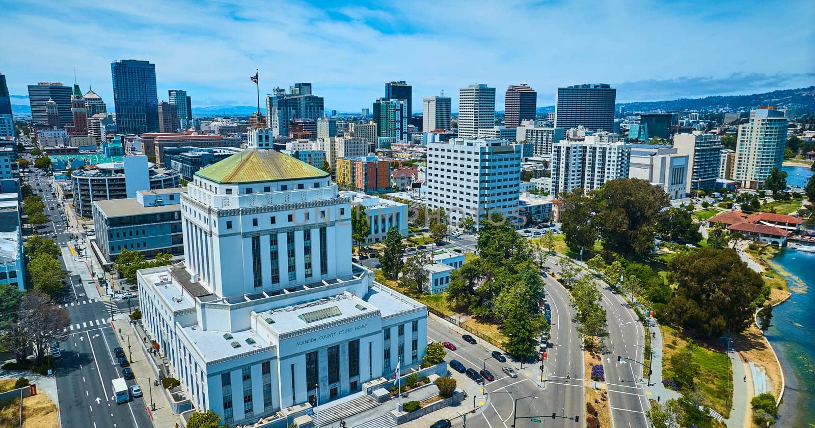 Image of Alameda County Superior Courthouse aerial with view of Oakland city