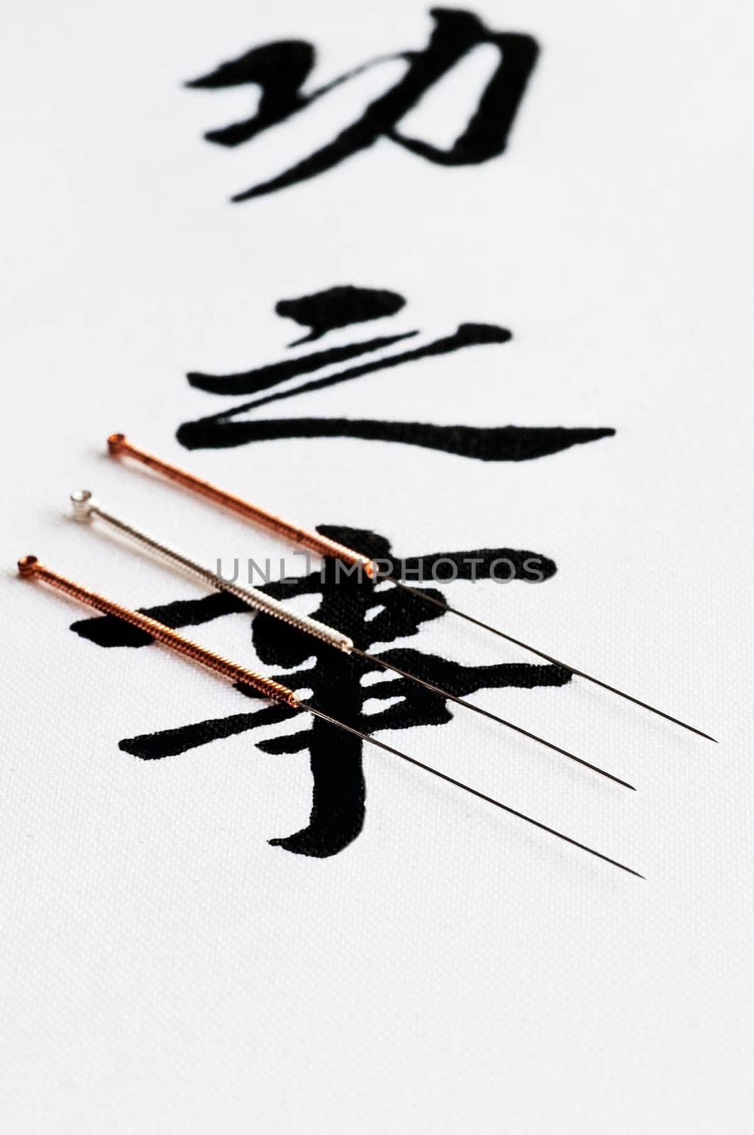 Acupuncture needles