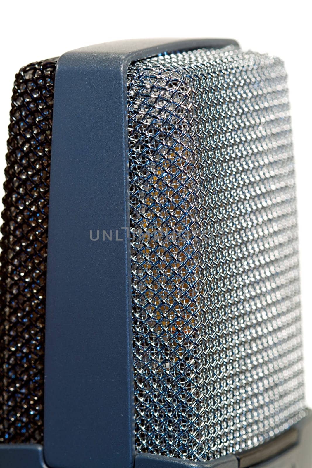 On stage microphone for a recording studio artist