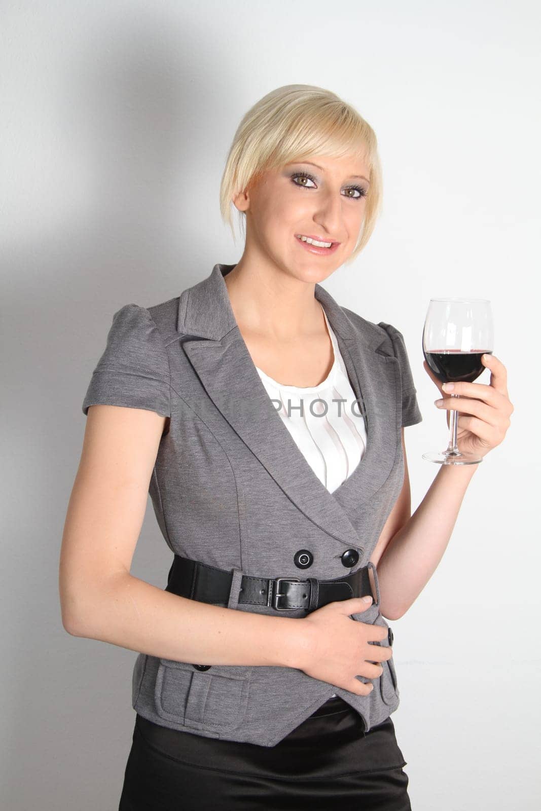 Stimulant red wine