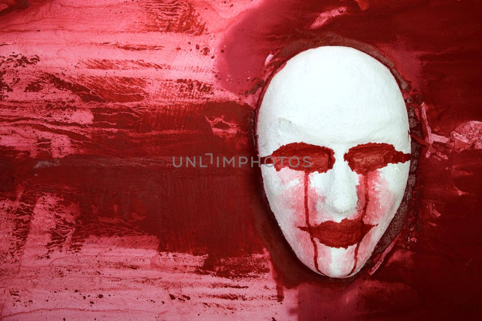 Mask Red White 9