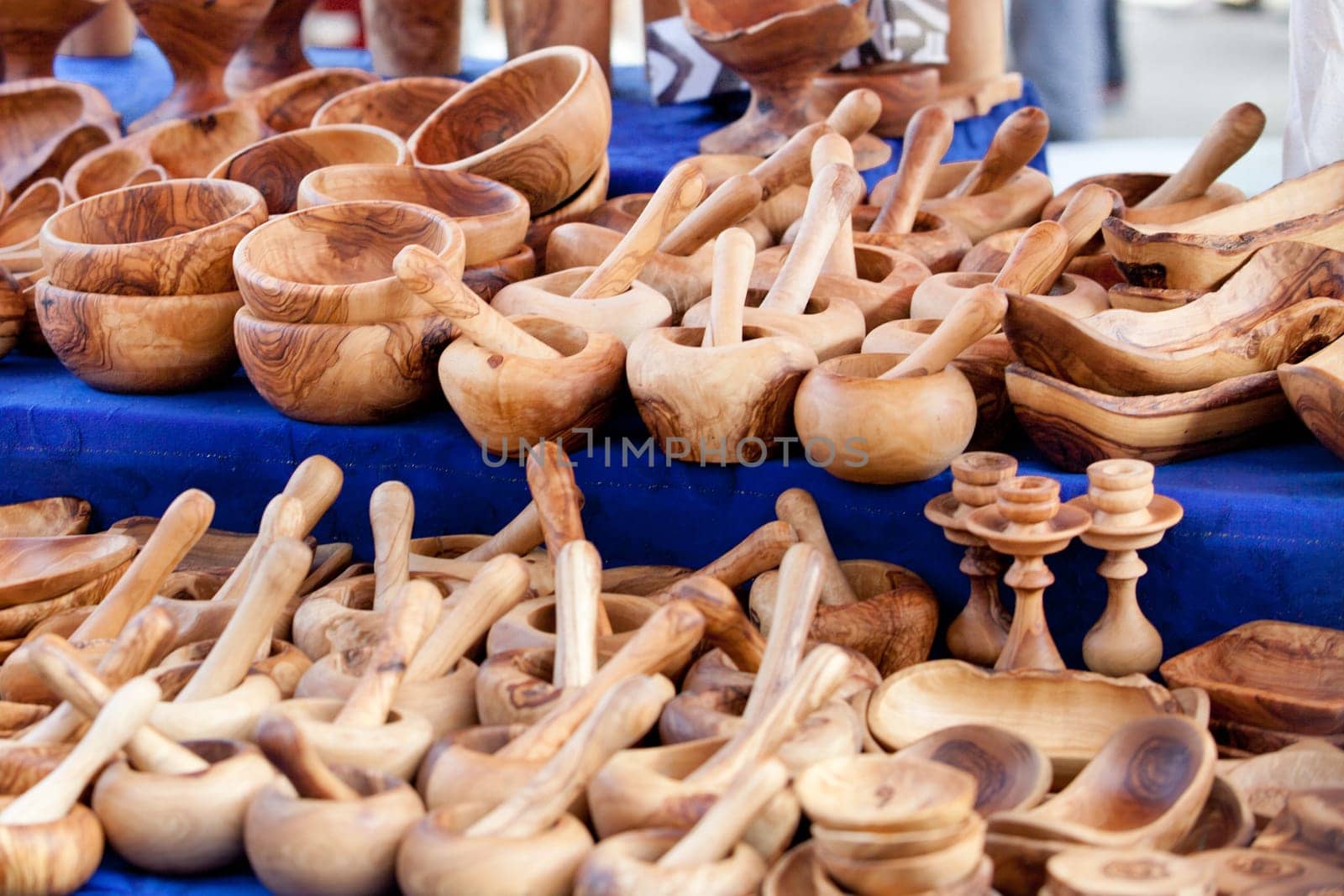 assortment of wooden spoons .