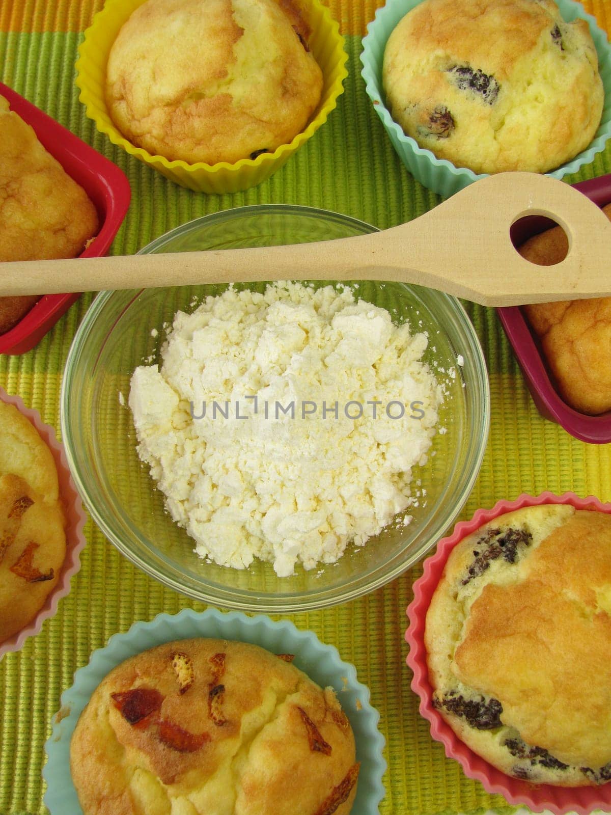 Corn flour and gluten-free cake
