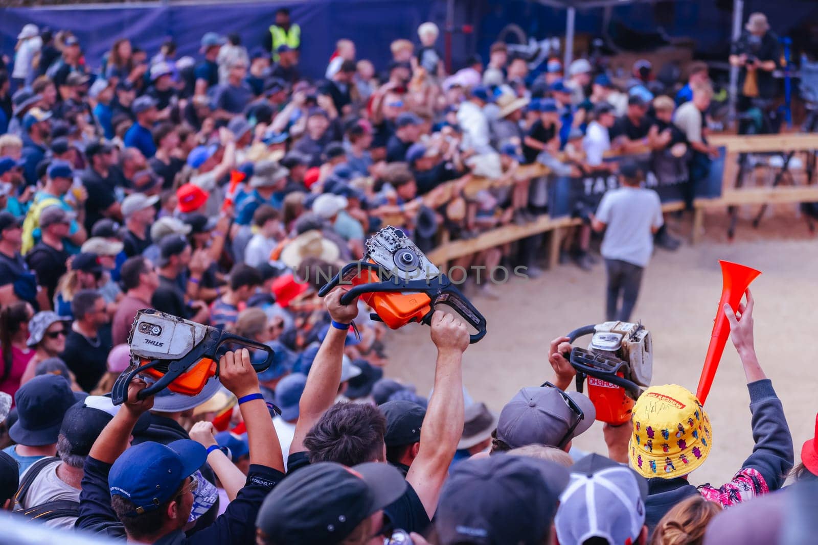 MAYDENA, AUSTRALIA - FEBRUARY 08: Atmosphere during the finals of Red Bull Hardline Tasmania on February 8, 2025 in Maydena, Australia.
