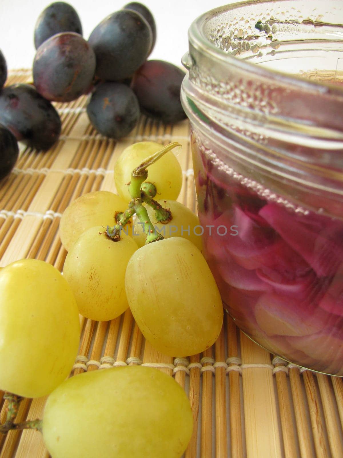 Blue and white grape jam