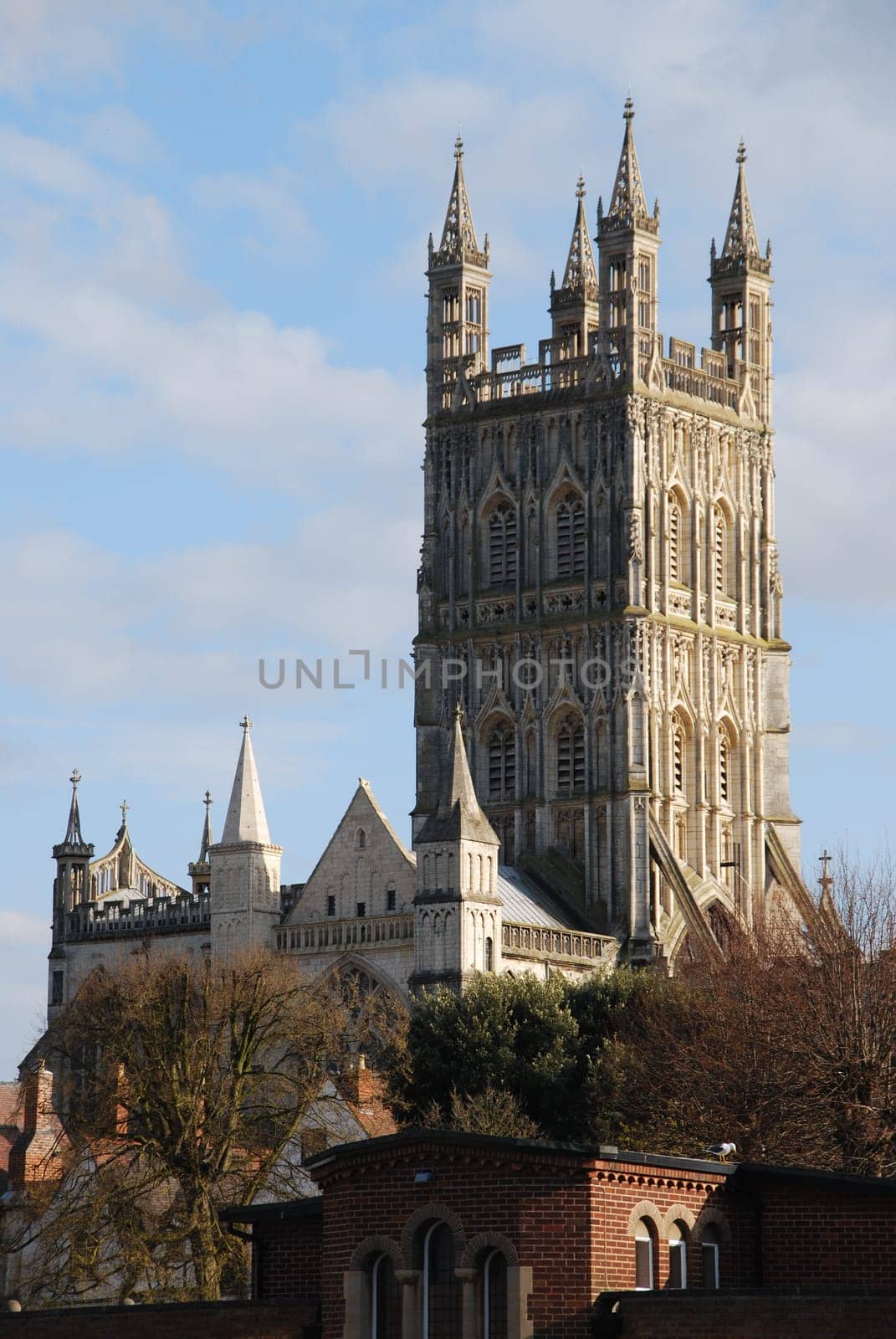 beautiful cityscape to the famous Gloucester Cathedral, England (United Kingdom)