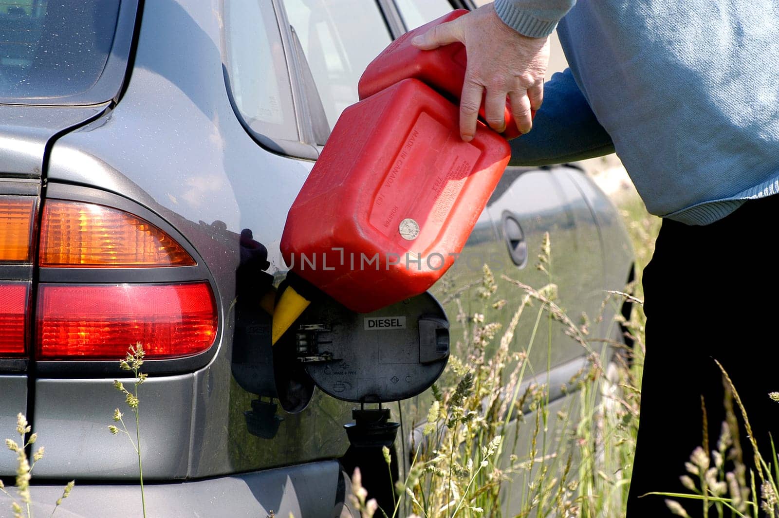 to refuel before falling out of fuel