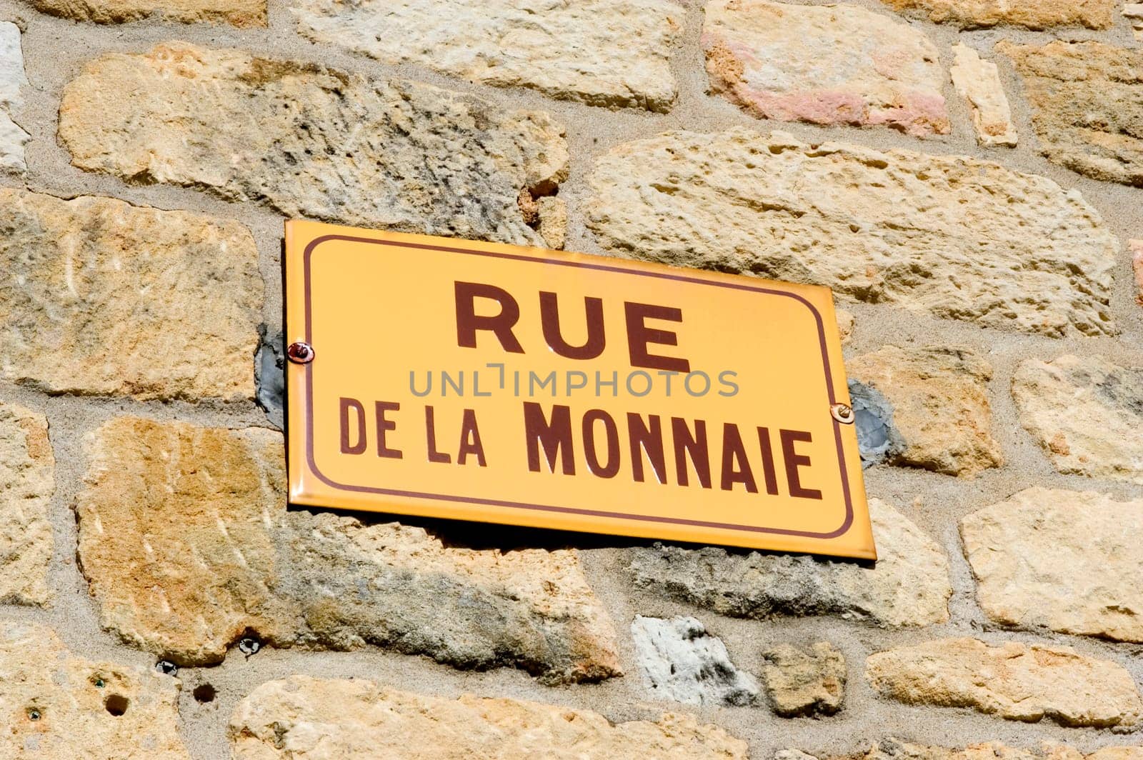 plate street of the Currency