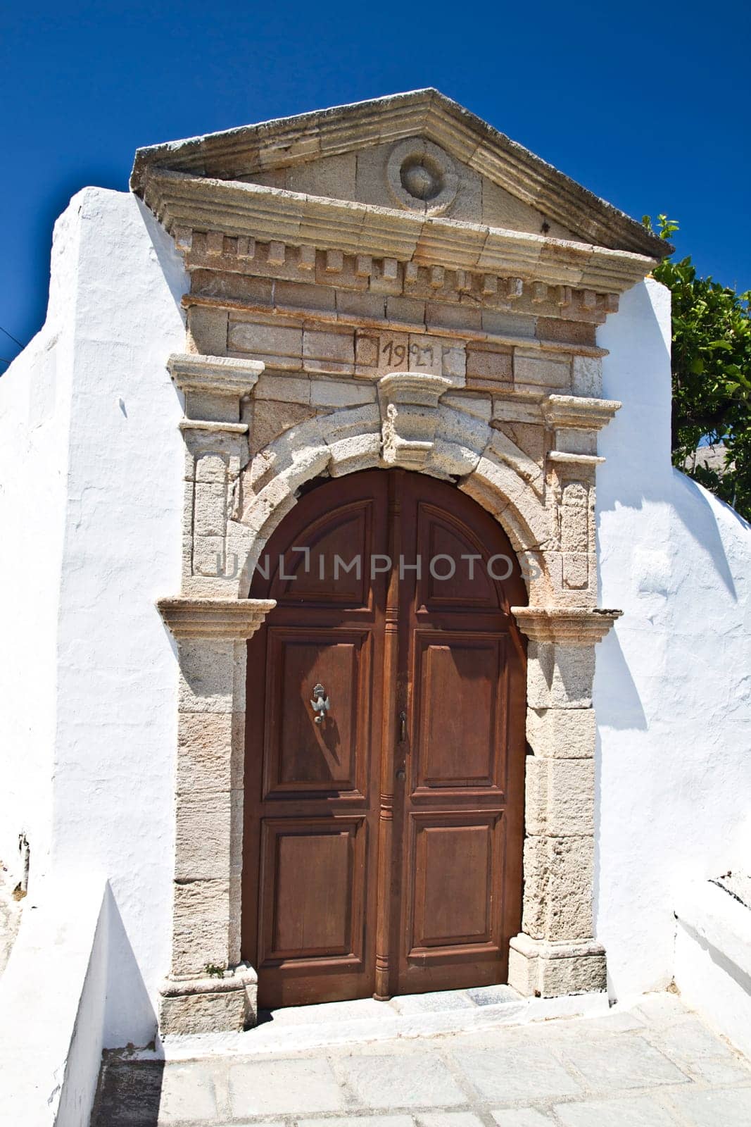 Old pattern door in Rhodes