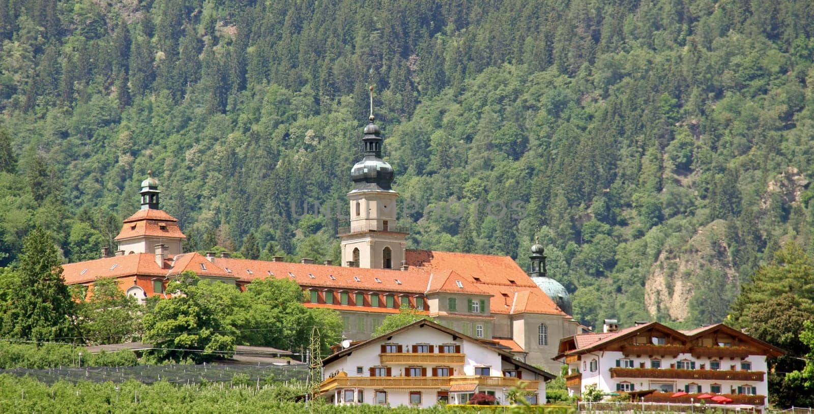View of the Johanneum in Dorf Tirol