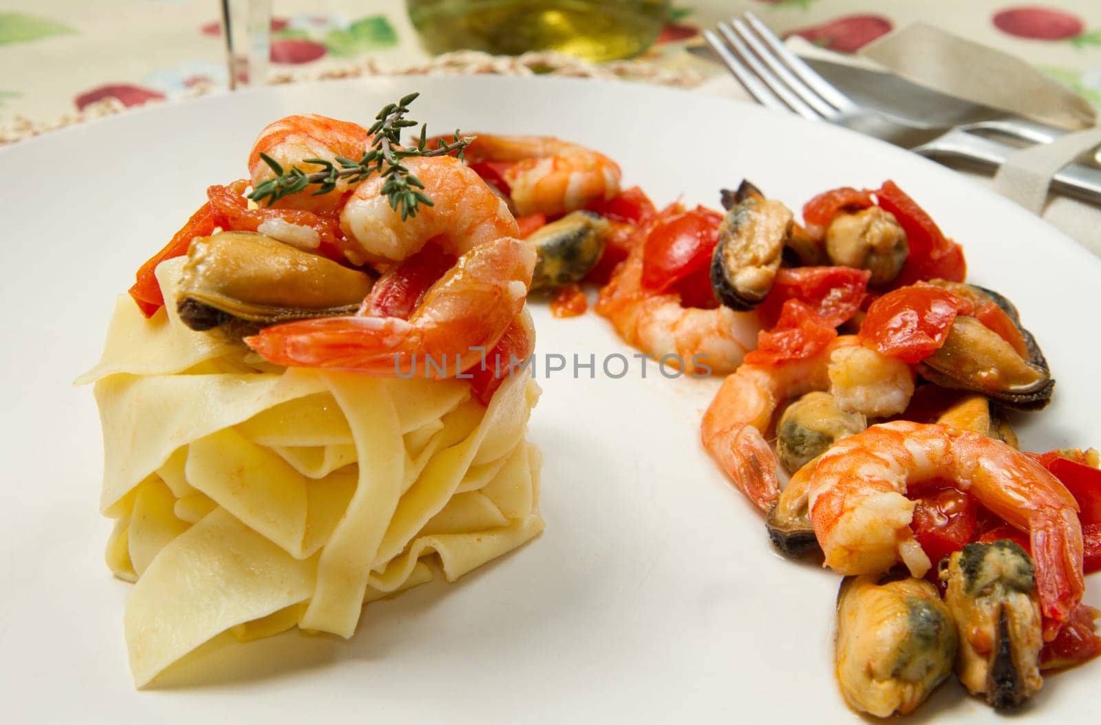 pasta with fresh  shrimp and  mussels