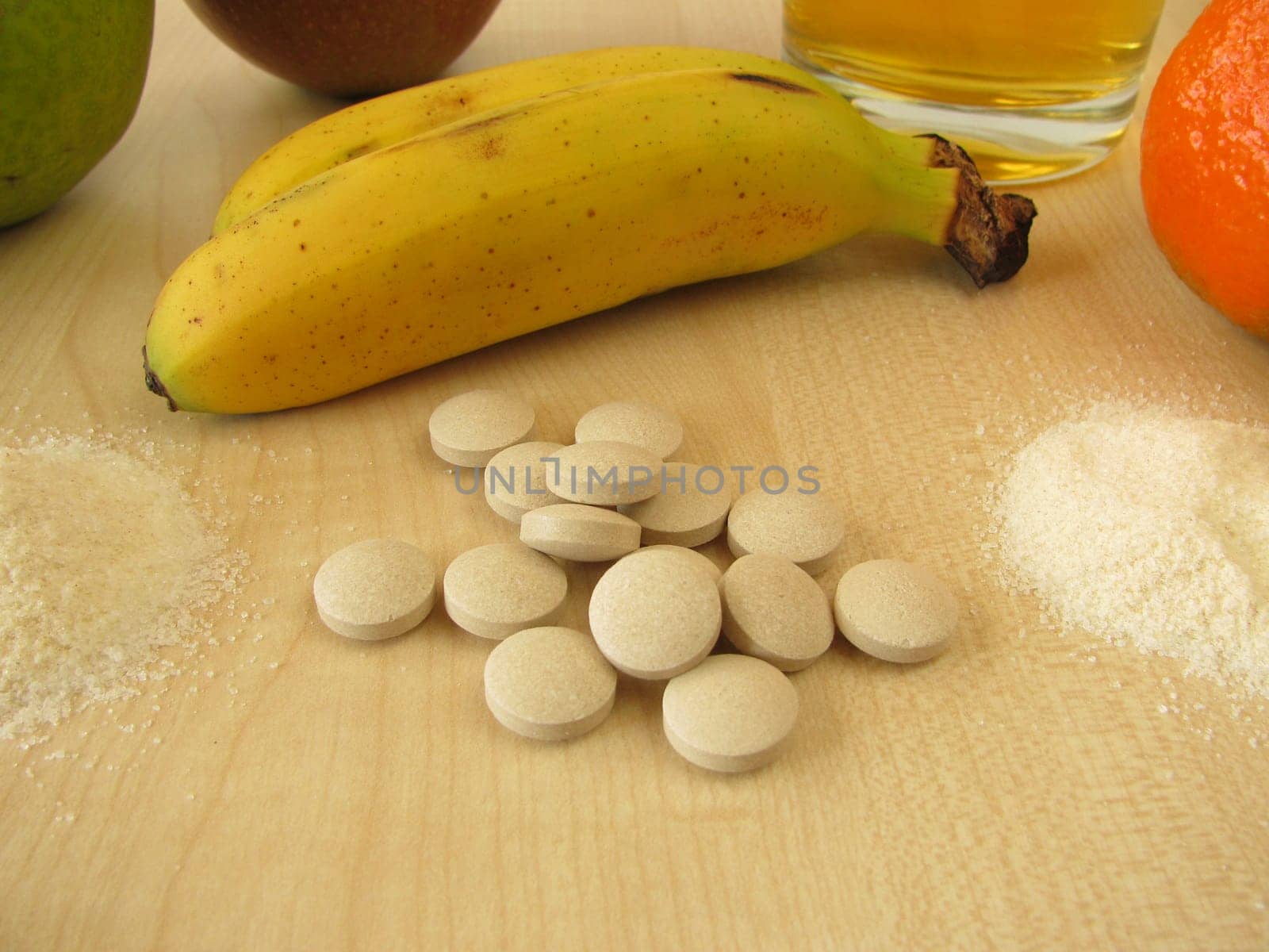 Vitamin powders and vitamin tablets