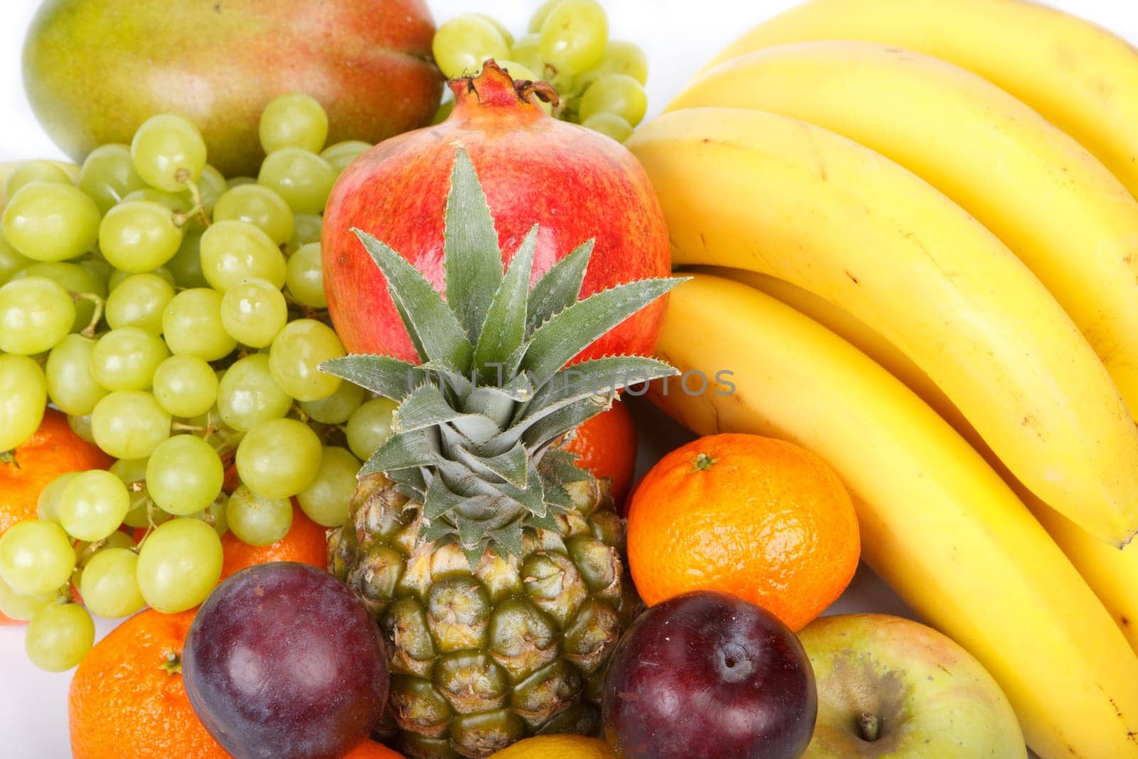 Still-life with fresh appetizing fruits. Close up.