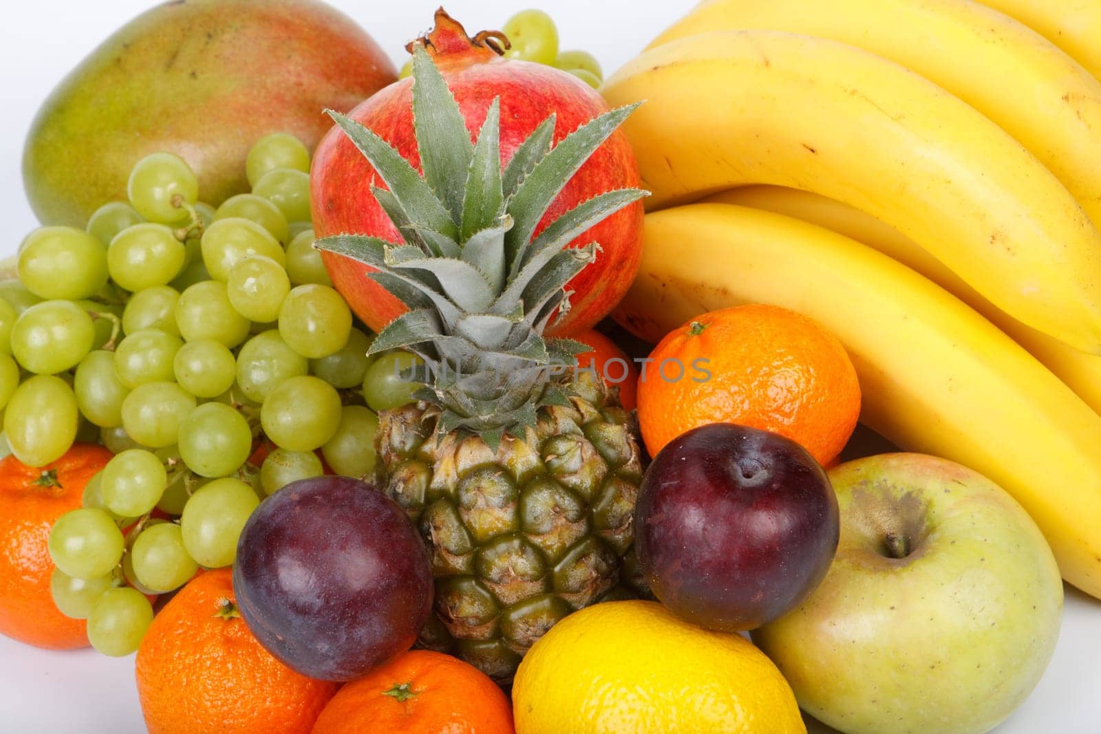 Still-life with fresh appetizing fruits. Close up.