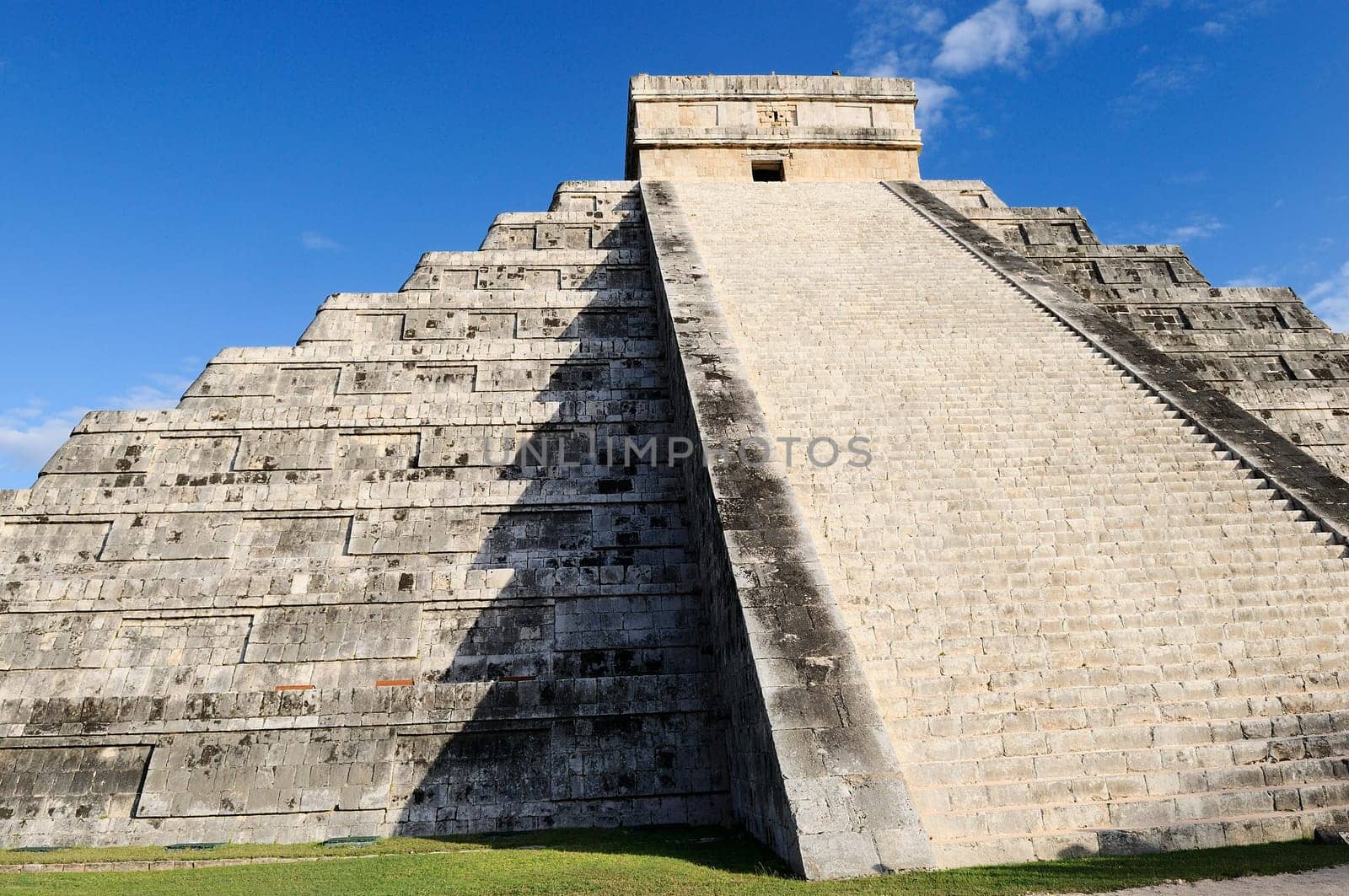 Chichen Itza feathered serpent pyramid, Mexico
