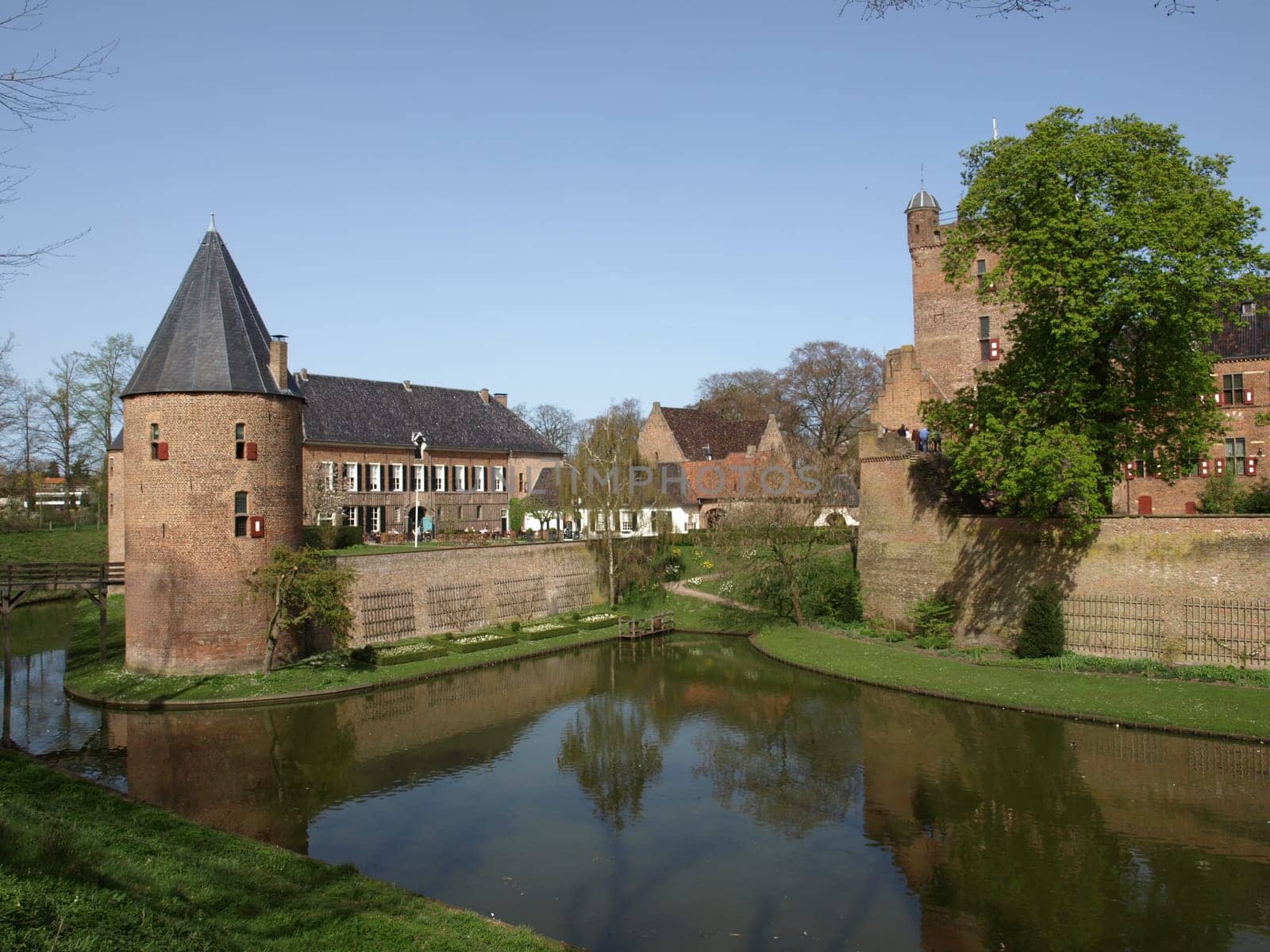 Huis-Bergh Castle