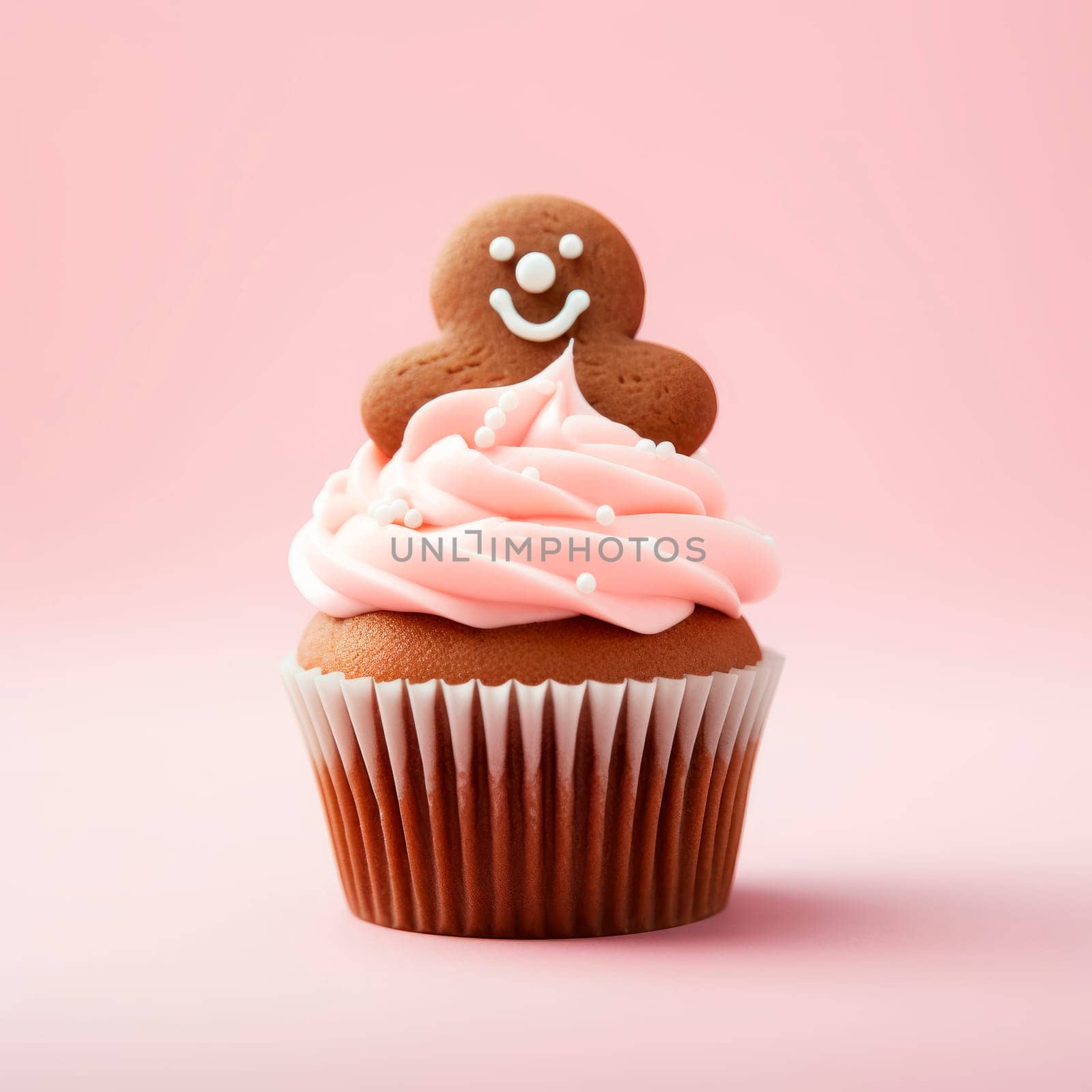 Christmas cupcake with gingerbread man decoration by Spirina