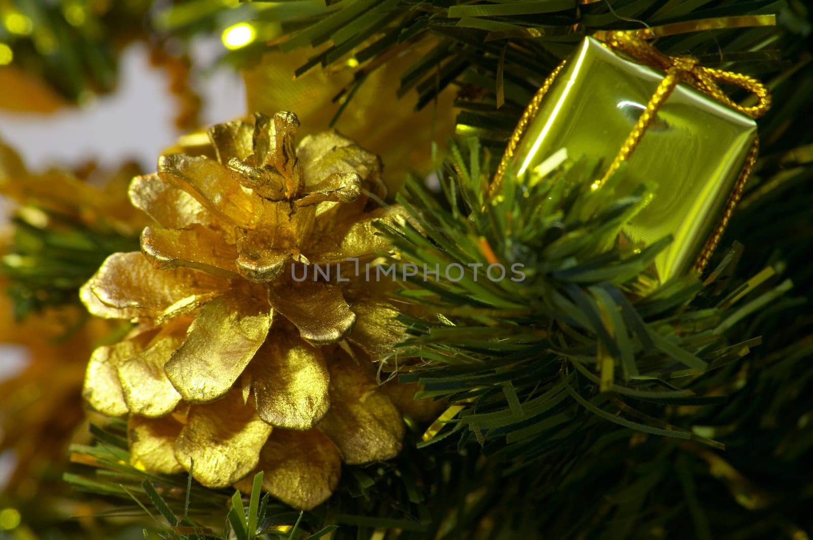 Gold Christmas decorations