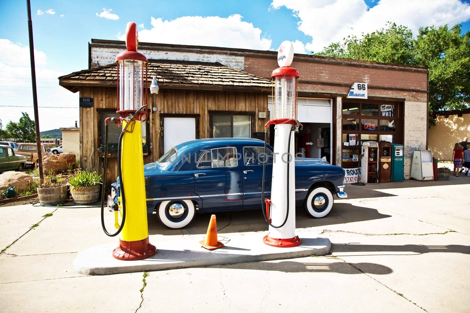 historic patrol station at Route 66 with oldtimer in superb condition
