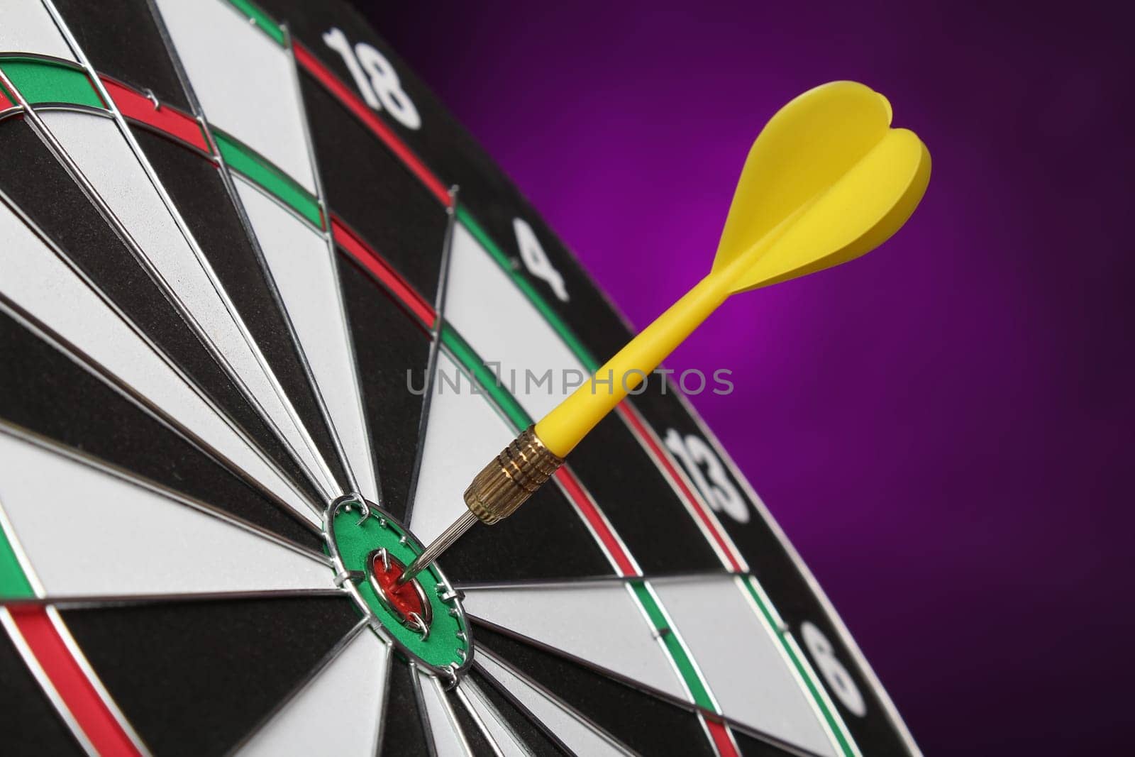 Dartboard bullŽs eye.