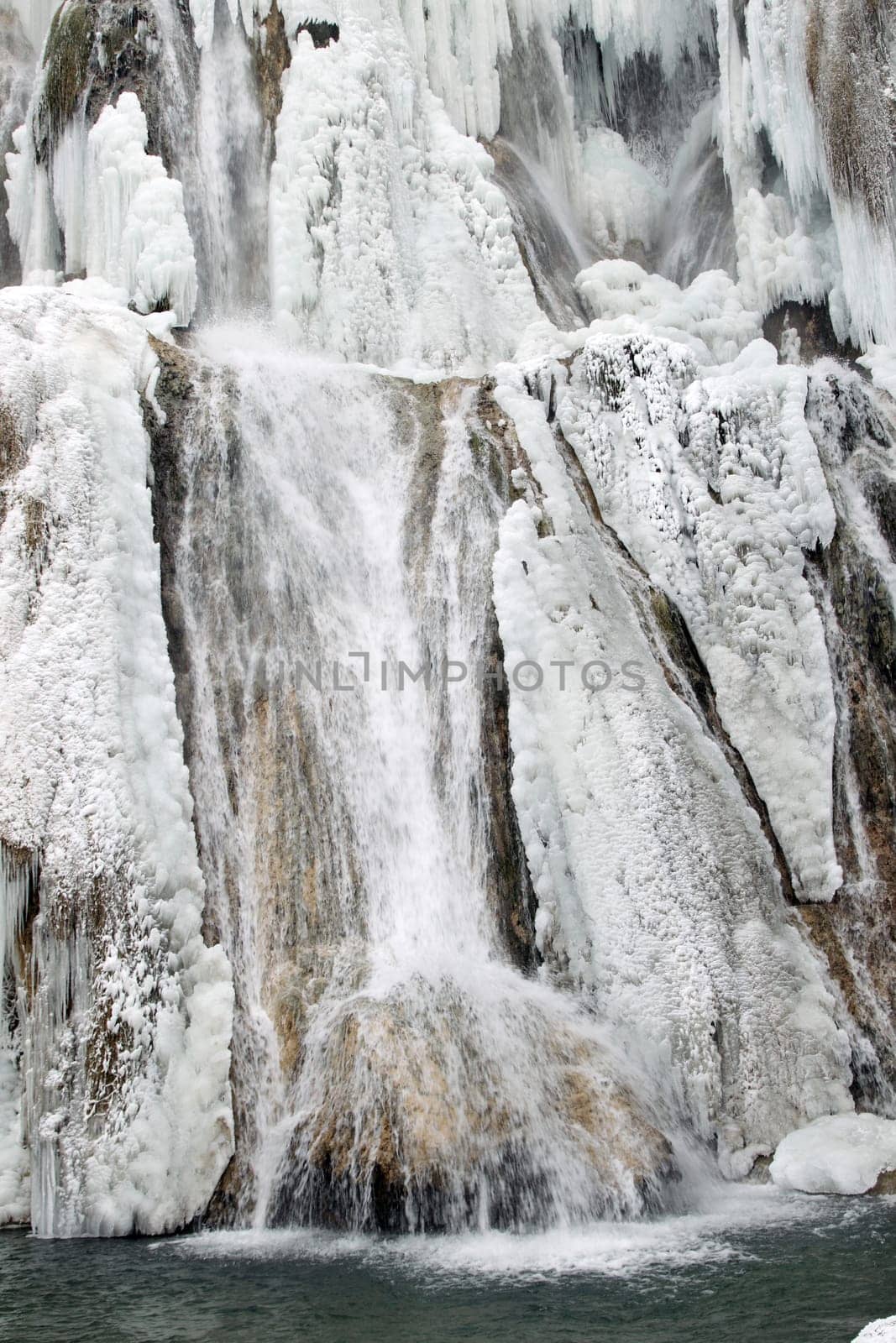 details of a waterfall in winter